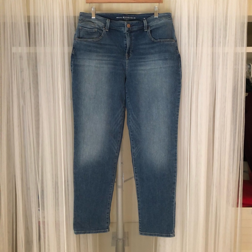 Chico’s Platinum Boyfriend Jeans 2R